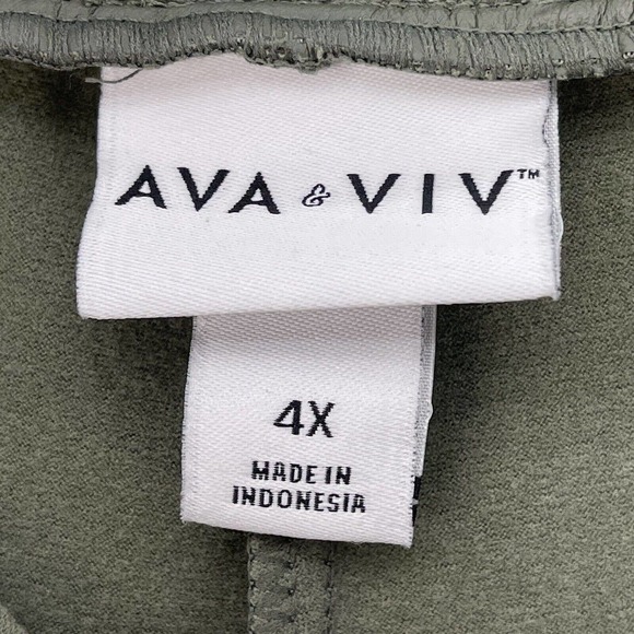 Ava & Viv Womens Sz 4X Plus Green Faux Leather Legging Pull On Pants Stretch NWT - Picture 5 of 11